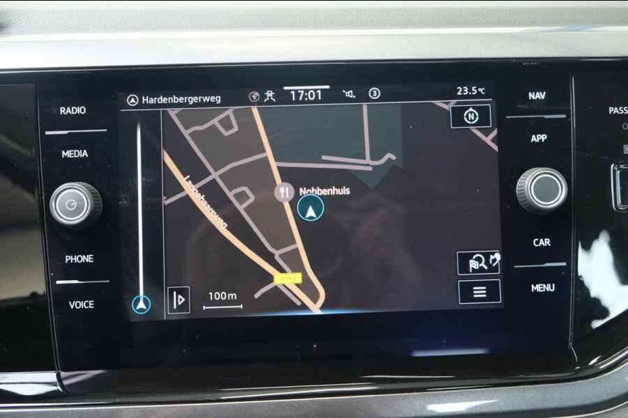 Volkswagen Polo 1.0 TSI Highline Automaat - N.A.P. Airco, Cruise, Navi, Camera, Carplay, Virtueel display.