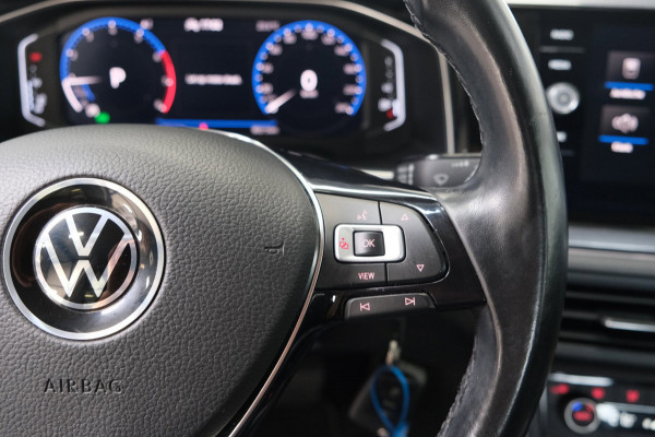 Volkswagen Polo 1.0 TSI Highline Automaat - N.A.P. Airco, Cruise, Navi, Camera, Carplay, Virtueel display.