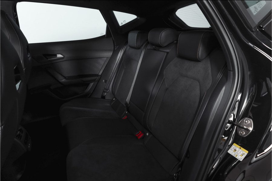 CUPRA Formentor 1.5 TSI e-Hybrid VZ Performance | S/K-Panodak | Dig. Cockpit | Adapt. Cruise | Stoel-+Stuurverw. | PDC | 360 Camera | NAV + App. Connect | ECC | Elek. Klep | LM 19" | 7171