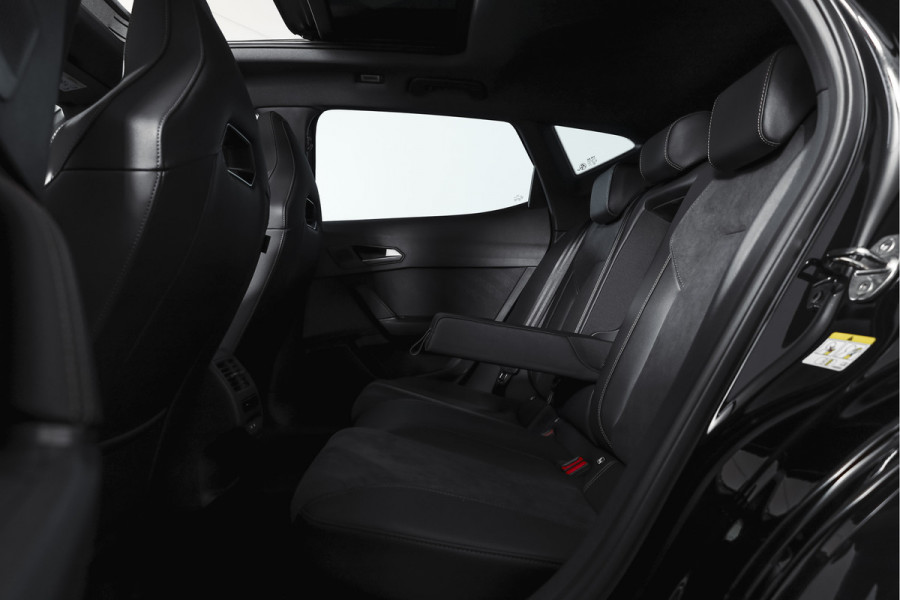 CUPRA Formentor 1.5 TSI e-Hybrid VZ Performance | S/K-Panodak | Dig. Cockpit | Adapt. Cruise | Stoel-+Stuurverw. | PDC | 360 Camera | NAV + App. Connect | ECC | Elek. Klep | LM 19" | 7171