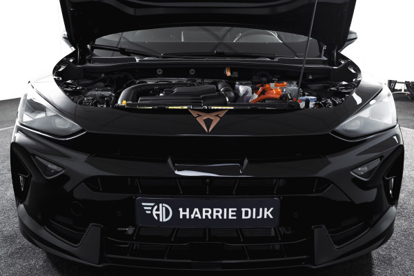 CUPRA Formentor 1.5 TSI e-Hybrid VZ Performance | S/K-Panodak | Dig. Cockpit | Adapt. Cruise | Stoel-+Stuurverw. | PDC | 360 Camera | NAV + App. Connect | ECC | Elek. Klep | LM 19" | 7171