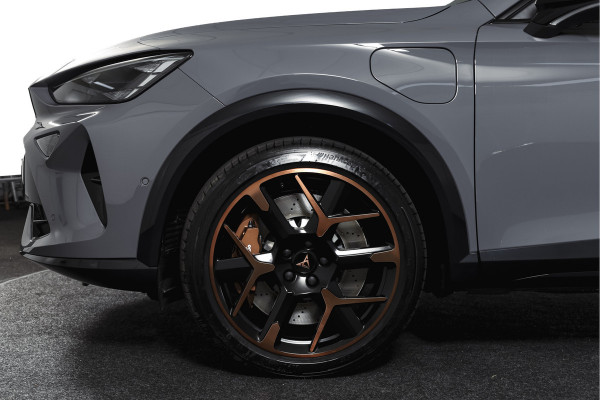 CUPRA Formentor 1.5 TSI e-Hybrid VZ Tribe Edition | S/k-Panodak | Dig. Cockpit | Adapt. Cruise | Stoel-+ Stuurverw. PDC | 360 Camera | NAV + App. Connect | ECC | Elek. Klep | LM 19" | 0683