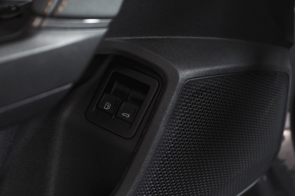 CUPRA Formentor 1.5 TSI e-Hybrid VZ Tribe Edition | S/k-Panodak | Dig. Cockpit | Adapt. Cruise | Stoel-+ Stuurverw. PDC | 360 Camera | NAV + App. Connect | ECC | Elek. Klep | LM 19" | 0683