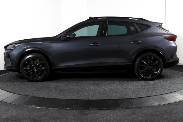 CUPRA Formentor 1.5 TSI e-Hybrid VZ Performance | S/K-Panodak | Dig. Cockpit | Adapt. Cruise | Stoel-+Stuurverw. | PDC | 360 Camera | NAV + App. Connect | ECC | Elek. Klep | LM 19" | 7134