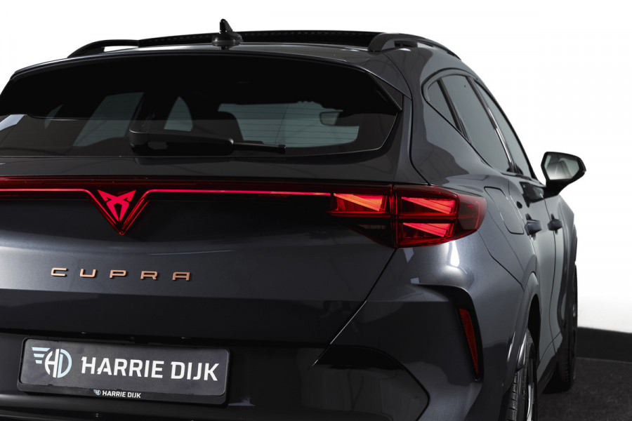 CUPRA Formentor 1.5 TSI e-Hybrid VZ Performance | S/K-Panodak | Dig. Cockpit | Adapt. Cruise | Stoel-+Stuurverw. | PDC | 360 Camera | NAV + App. Connect | ECC | Elek. Klep | LM 19" | 7134