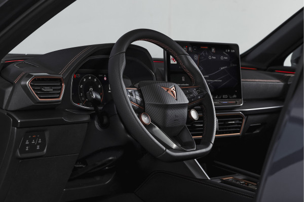 CUPRA Formentor 1.5 TSI e-Hybrid VZ Performance | S/K-Panodak | Dig. Cockpit | Adapt. Cruise | Stoel-+Stuurverw. | PDC | 360 Camera | NAV + App. Connect | ECC | Elek. Klep | LM 19" | 7134