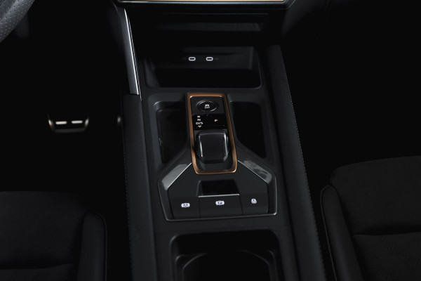 CUPRA Formentor 1.5 TSI e-Hybrid VZ Performance | S/K-Panodak | Dig. Cockpit | Adapt. Cruise | Stoel-+Stuurverw. | PDC | 360 Camera | NAV + App. Connect | ECC | Elek. Klep | LM 19" | 7134