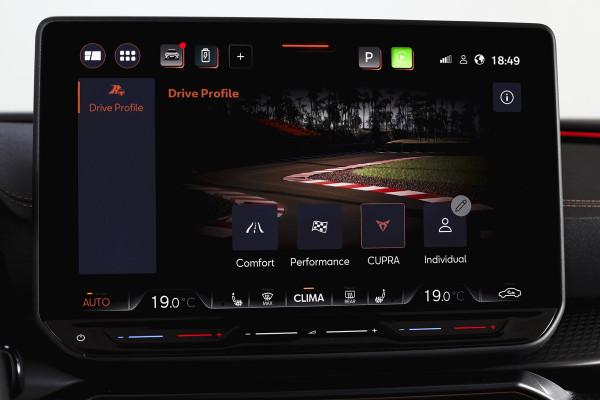 CUPRA Formentor 1.5 TSI e-Hybrid VZ Performance | S/K-Panodak | Dig. Cockpit | Adapt. Cruise | Stoel-+Stuurverw. | PDC | 360 Camera | NAV + App. Connect | ECC | Elek. Klep | LM 19" | 7134