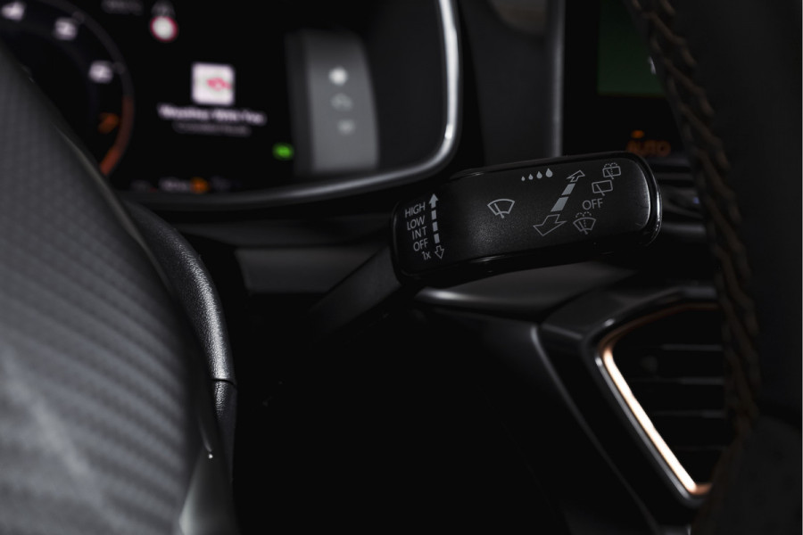 CUPRA Formentor 1.5 TSI e-Hybrid VZ Performance | S/K-Panodak | Dig. Cockpit | Adapt. Cruise | Stoel-+Stuurverw. | PDC | 360 Camera | NAV + App. Connect | ECC | Elek. Klep | LM 19" | 7134