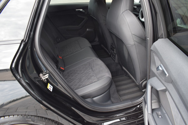 Audi A3 Sportback 45 TFSI e S-edition Competition | Pano | B&O | Head-Up