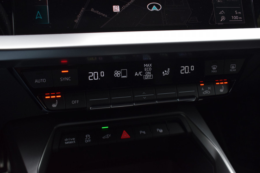 Audi A3 Sportback 45 TFSI e S-edition Competition | Pano | B&O | Head-Up