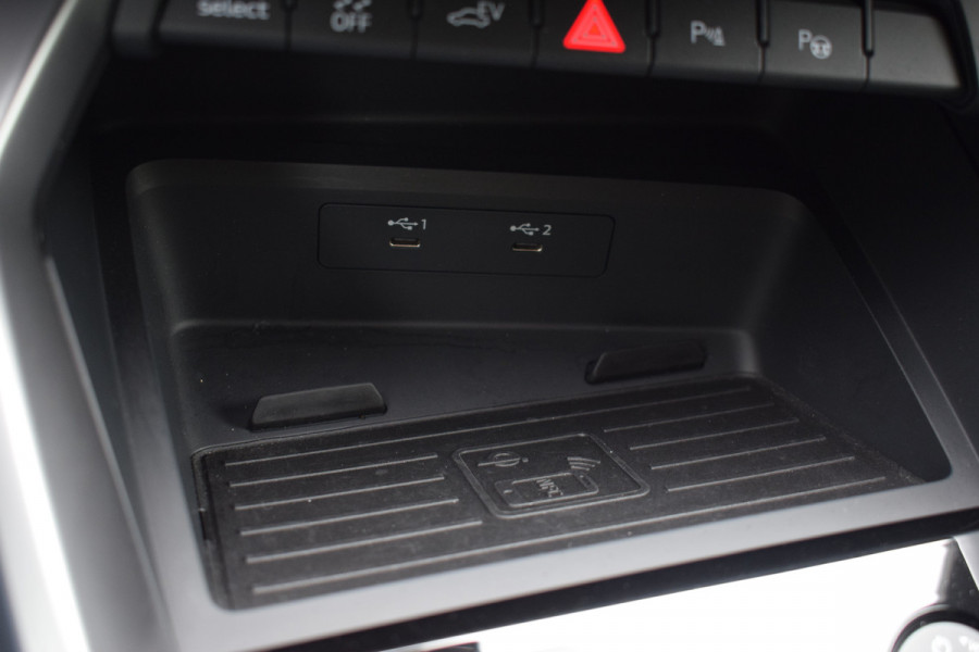 Audi A3 Sportback 45 TFSI e S-edition Competition | Pano | B&O | Head-Up