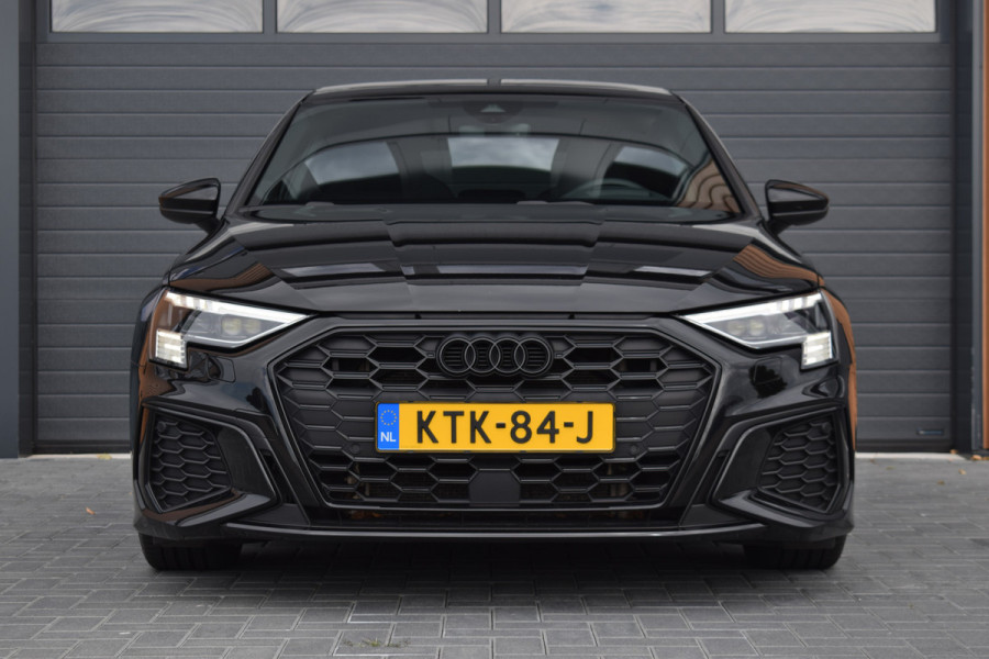 Audi A3 Sportback 45 TFSI e S-edition Competition | Pano | B&O | Head-Up