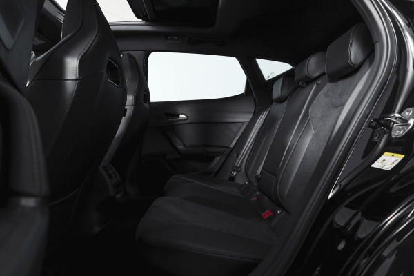 CUPRA Formentor 1.5 TSI e-Hybrid 272 PK VZ Performance | S/K-Panodak | Dig. Cockpit | Adapt. Cruise | Stoel-+Stuurverw. | PDC | 360 Camera | NAV + App. Connect | ECC | Elek. Klep | LM 19" | 6971