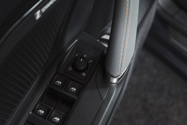 CUPRA Formentor 1.5 TSI e-Hybrid VZ Tribe Edition | S/k-Panodak | Dig. Cockpit | Adapt. Cruise | Stoel-+ Stuurverw. PDC | 360 Camera | NAV + App. Connect | ECC | Elek. Klep | LM 19" | 0661