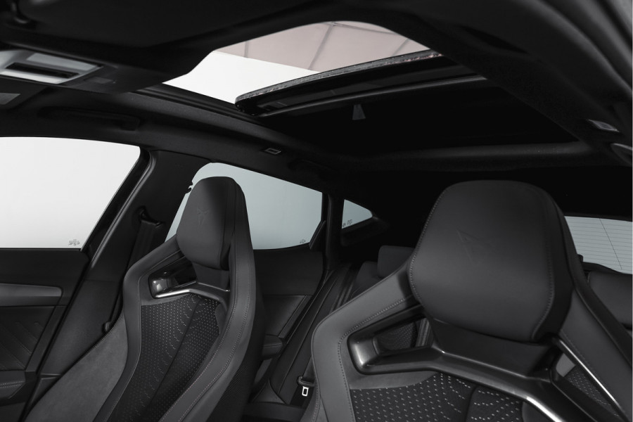 CUPRA Formentor 1.5 TSI e-Hybrid VZ Tribe Edition | S/k-Panodak | Dig. Cockpit | Adapt. Cruise | Stoel-+ Stuurverw. PDC | 360 Camera | NAV + App. Connect | ECC | Elek. Klep | LM 19" | 7989