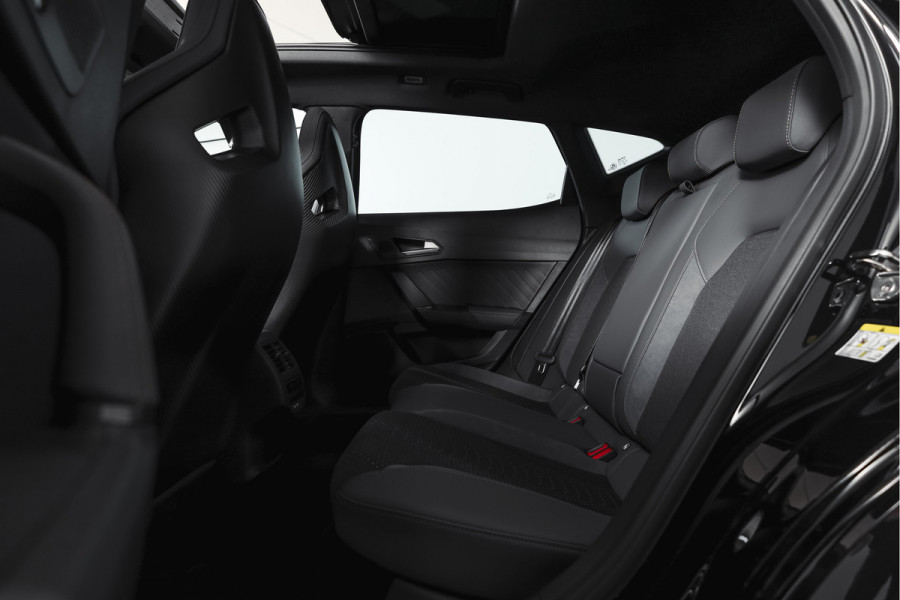 CUPRA Formentor 1.5 TSI e-Hybrid VZ Tribe Edition | S/k-Panodak | Dig. Cockpit | Adapt. Cruise | Stoel-+ Stuurverw. PDC | 360 Camera | NAV + App. Connect | ECC | Elek. Klep | LM 19" | 7989