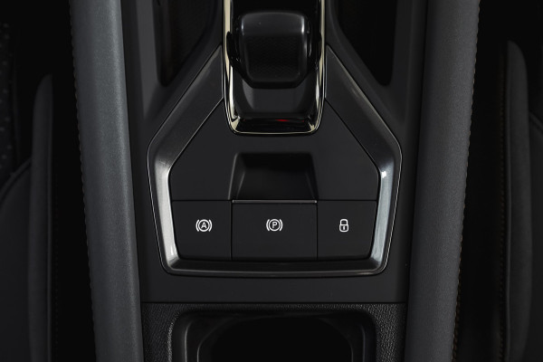 CUPRA Formentor 1.5 TSI e-Hybrid VZ Tribe Edition | S/k-Panodak | Dig. Cockpit | Adapt. Cruise | Stoel-+ Stuurverw. PDC | 360 Camera | NAV + App. Connect | ECC | Elek. Klep | LM 19" | 7976