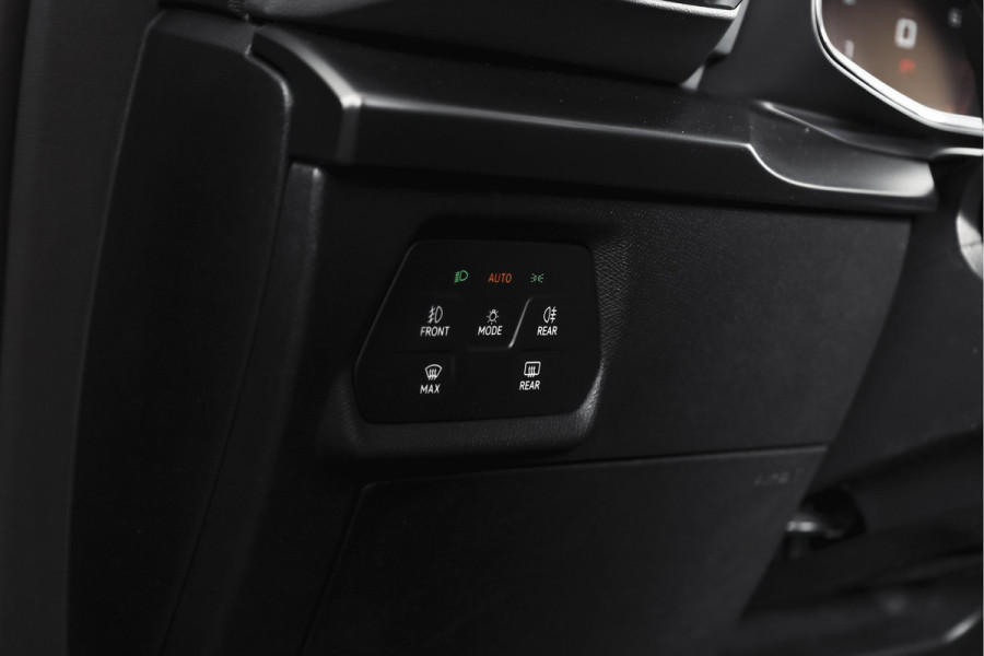 CUPRA Formentor 1.5 TSI e-Hybrid VZ Tribe Edition | S/k-Panodak | Dig. Cockpit | Adapt. Cruise | Stoel-+ Stuurverw. PDC | 360 Camera | NAV + App. Connect | ECC | Elek. Klep | LM 19" | 7976