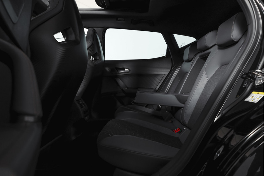 CUPRA Formentor 1.5 TSI e-Hybrid VZ Tribe Edition | S/k-Panodak | Dig. Cockpit | Adapt. Cruise | Stoel-+ Stuurverw. PDC | 360 Camera | NAV + App. Connect | ECC | Elek. Klep | LM 19" | 7976