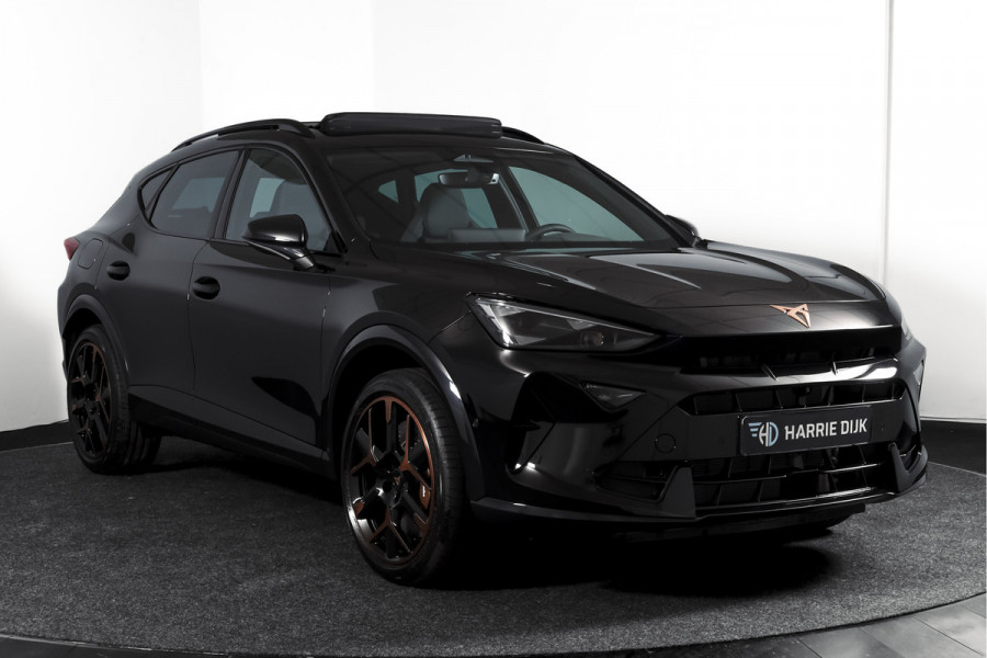 CUPRA Formentor 1.5 TSI e-Hybrid VZ Tribe Edition | S/k-Panodak | Dig. Cockpit | Adapt. Cruise | Stoel-+ Stuurverw. PDC | 360 Camera | NAV + App. Connect | ECC | Elek. Klep | LM 19" | 7976