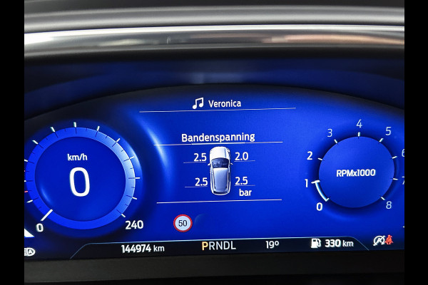 Ford FOCUS Wagon 1.5 Automaat 150PK Active X Business / Trekhaak / Leder / Standkachel / B&O Radio / Pdc+Camera / Apk 11-2026