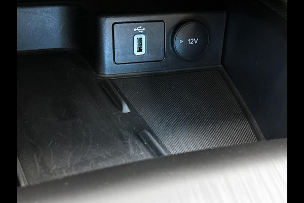 Ford FOCUS Wagon 1.5 Automaat 150PK Active X Business / Trekhaak / Leder / Standkachel / B&O Radio / Pdc+Camera / Apk 11-2026