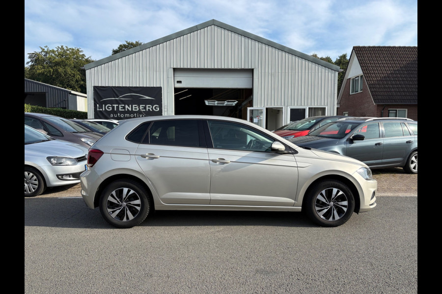 Volkswagen Polo 1.0 TSI Comfortline Business CARPLAY/PDC/NAP