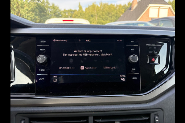 Volkswagen Polo 1.0 TSI Comfortline Business CARPLAY/PDC/NAP