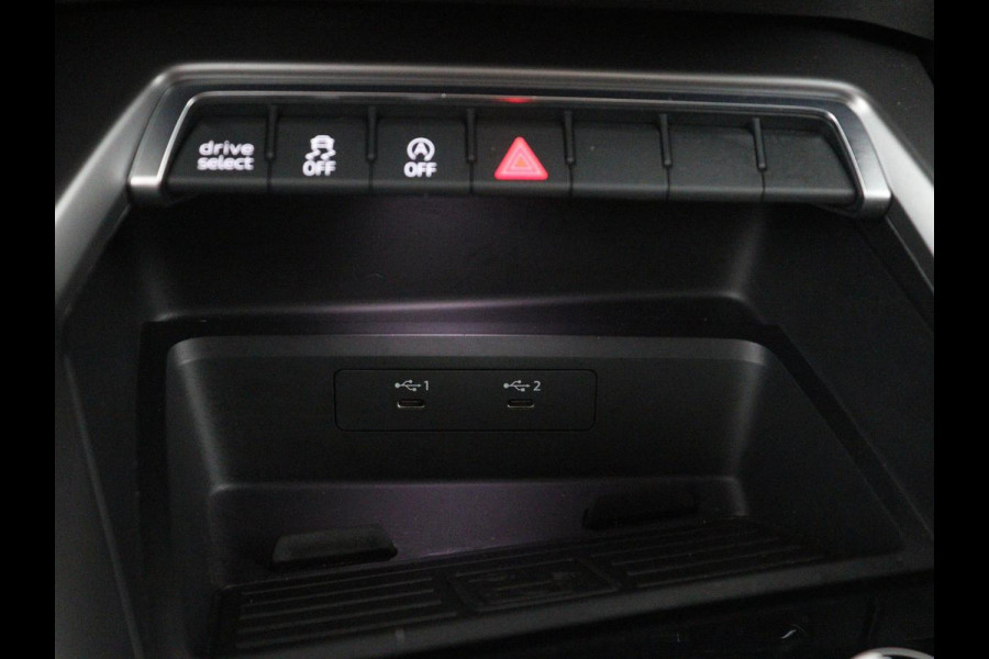 Audi A3 Limousine 30 TFSI S edition | Leder | Cruise control | Stoelverwarming | Drive select | Navigatie | Bluetooth | Carplay | Climate control | Virtueel dashboard | Full LED