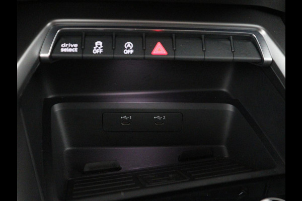 Audi A3 Limousine 30 TFSI S edition | Leder | Cruise control | Stoelverwarming | Drive select | Navigatie | Bluetooth | Carplay | Climate control | Virtueel dashboard | Full LED