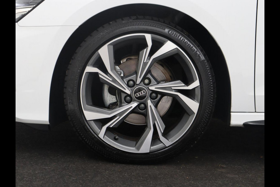 Audi A3 Limousine 30 TFSI S edition | Leder | Cruise control | Stoelverwarming | Drive select | Navigatie | Bluetooth | Carplay | Climate control | Virtueel dashboard | Full LED