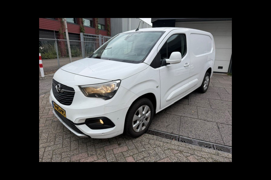 Opel Combo 1.6D L2H1 Selection AIRCO I NAVIGATIE I CAMERA I MULTI MEDIA I LMV
