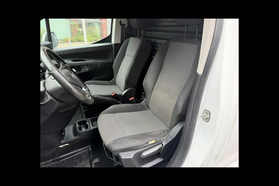 Opel Combo 1.6D L2H1 Selection AIRCO I NAVIGATIE I CAMERA I MULTI MEDIA I LMV