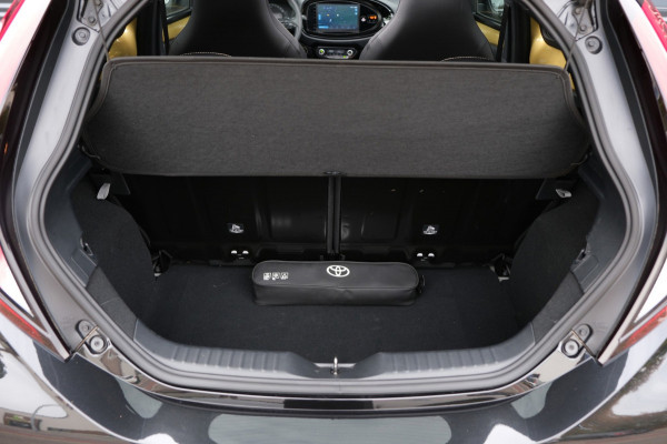 Toyota Aygo X 1.0 VVT-i S-CVT Pulse *CABRIOTOP* Geweldige Auto! 18dkm Navi/Camera 4 stuks op voorraad