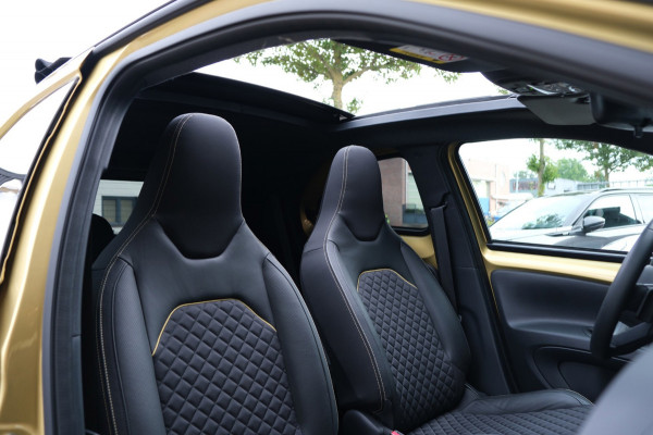 Toyota Aygo X 1.0 VVT-i S-CVT Pulse *CABRIOTOP* Geweldige Auto! 18dkm Navi/Camera 4 stuks op voorraad