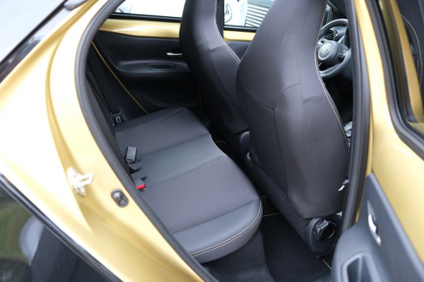 Toyota Aygo X 1.0 VVT-i S-CVT Pulse *CABRIOTOP* Geweldige Auto! 18dkm Navi/Camera 4 stuks op voorraad