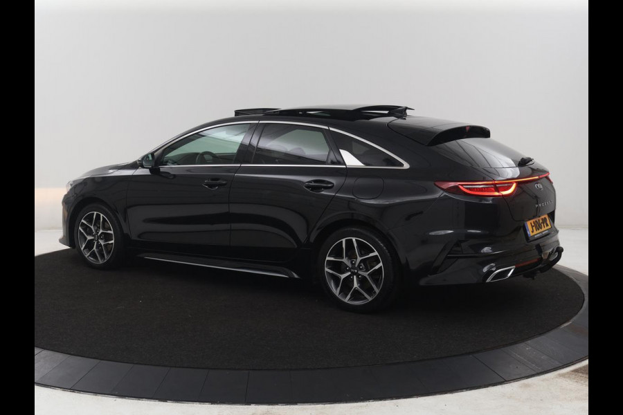 Kia ProCeed 1.0 T-GDI GT-Line | Panoramadak | Leder/alcantara | Cruise control | Stuur/stoelverwarming | Climate control | Carplay | Camera | Park assist | Trekhaak