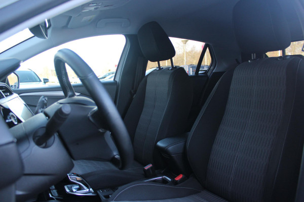 Opel CORSA-E GS Line 50 kWh | APPLE CARPLAY/ANDROID AUTO | LED KOPLAMPEN | WINTER PAKKET: STOEL VERWARMING/STUUR VERWARMING | ZWART DAK | CLIMATE CONTROL | CRUISE CONTROL | DAB+ RADIO | ACHTERUITRIJ CAMERA | PARKEER SENSOREN ACHTER | SNEL LAADFUNCTIE |