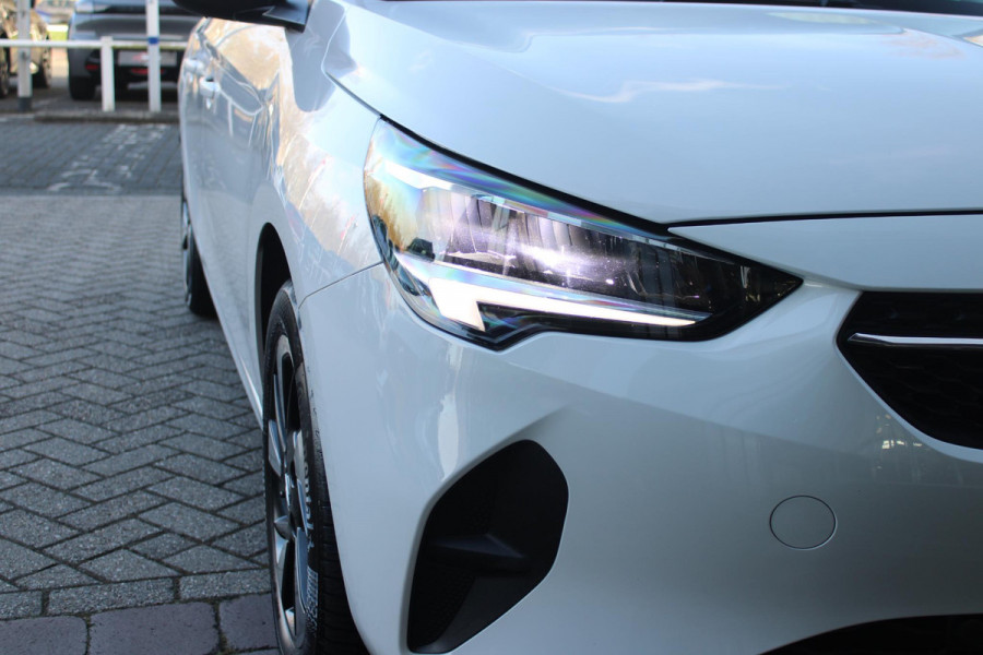 Opel CORSA-E GS Line 50 kWh | APPLE CARPLAY/ANDROID AUTO | LED KOPLAMPEN | WINTER PAKKET: STOEL VERWARMING/STUUR VERWARMING | ZWART DAK | CLIMATE CONTROL | CRUISE CONTROL | DAB+ RADIO | ACHTERUITRIJ CAMERA | PARKEER SENSOREN ACHTER | SNEL LAADFUNCTIE |