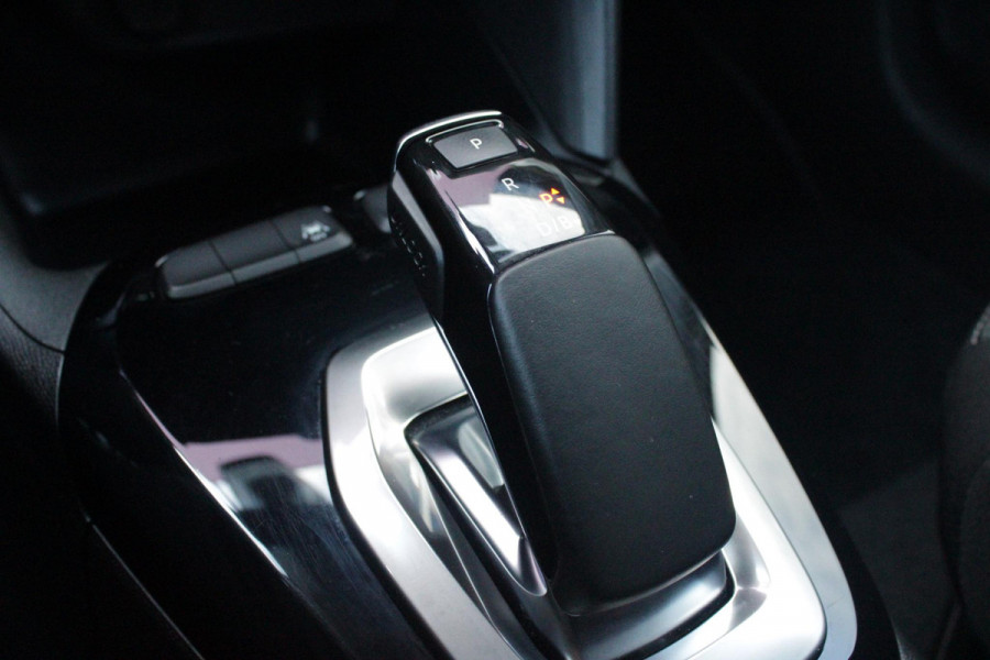 Opel CORSA-E GS Line 50 kWh | APPLE CARPLAY/ANDROID AUTO | LED KOPLAMPEN | WINTER PAKKET: STOEL VERWARMING/STUUR VERWARMING | ZWART DAK | CLIMATE CONTROL | CRUISE CONTROL | DAB+ RADIO | ACHTERUITRIJ CAMERA | PARKEER SENSOREN ACHTER | SNEL LAADFUNCTIE |