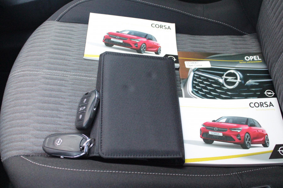 Opel CORSA-E GS Line 50 kWh | APPLE CARPLAY/ANDROID AUTO | LED KOPLAMPEN | WINTER PAKKET: STOEL VERWARMING/STUUR VERWARMING | ZWART DAK | CLIMATE CONTROL | CRUISE CONTROL | DAB+ RADIO | ACHTERUITRIJ CAMERA | PARKEER SENSOREN ACHTER | SNEL LAADFUNCTIE |