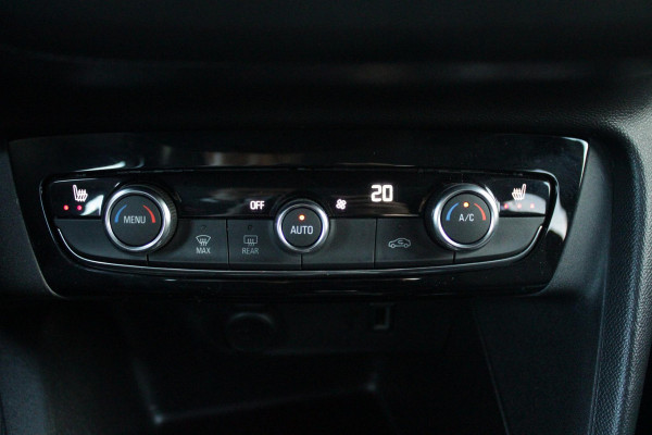 Opel CORSA-E GS Line 50 kWh | APPLE CARPLAY/ANDROID AUTO | LED KOPLAMPEN | WINTER PAKKET: STOEL VERWARMING/STUUR VERWARMING | ZWART DAK | CLIMATE CONTROL | CRUISE CONTROL | DAB+ RADIO | ACHTERUITRIJ CAMERA | PARKEER SENSOREN ACHTER | SNEL LAADFUNCTIE |