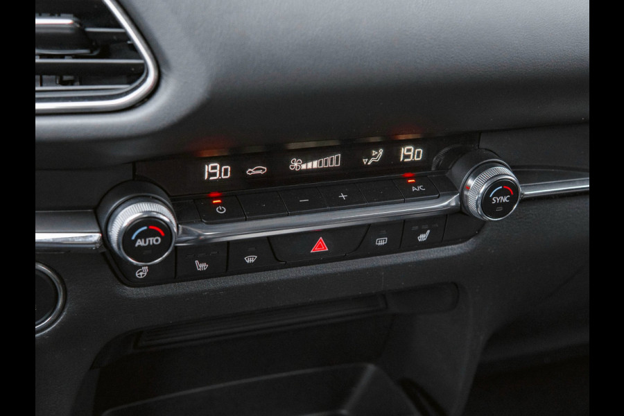 Mazda CX-30 2.0 e-SkyActiv-X M Hybrid Luxury 186 PK | Trekhaak | Ned. auto | dealer onderho