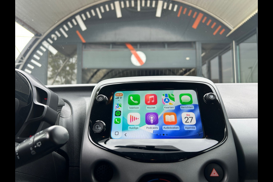 Toyota Aygo 1.0 VVT-i X-Play Apple Carplay Camera NW Model