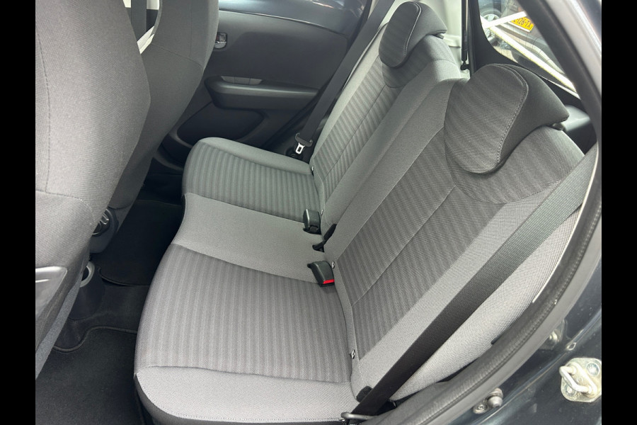 Toyota Aygo 1.0 VVT-i X-Play Apple Carplay Camera NW Model