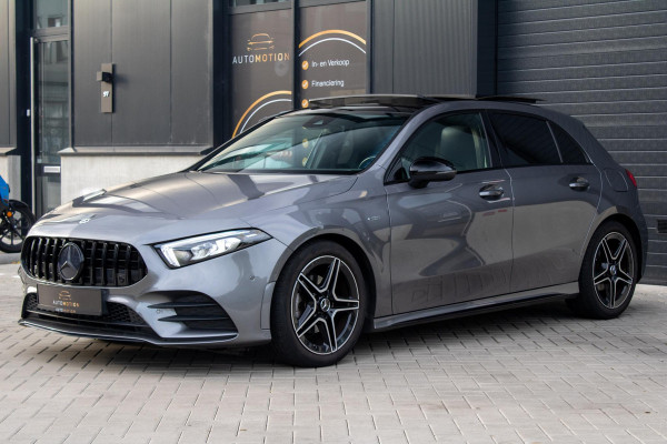 Mercedes-Benz A-Klasse 180 Edition AMG Line Pano Camera Burmester Stoelverwarming LED