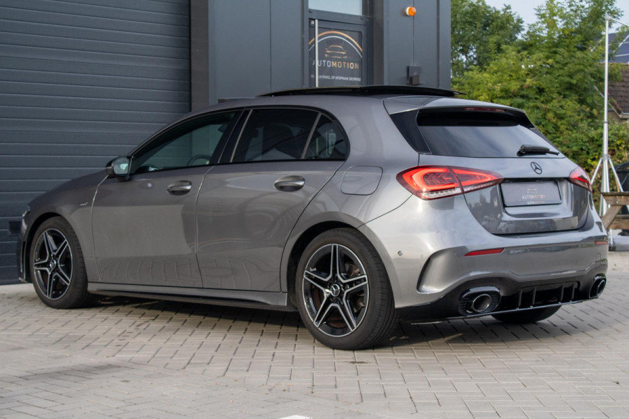 Mercedes-Benz A-Klasse 180 Edition AMG Line Pano Camera Burmester Stoelverwarming LED