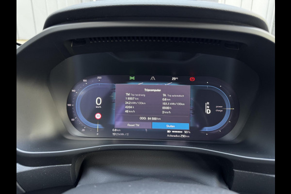 Volvo XC40 Recharge P8 AWD R-Design | Leder | Trekhaak wegklapbaar | Blis | Warmtepomp | 360 Cam |