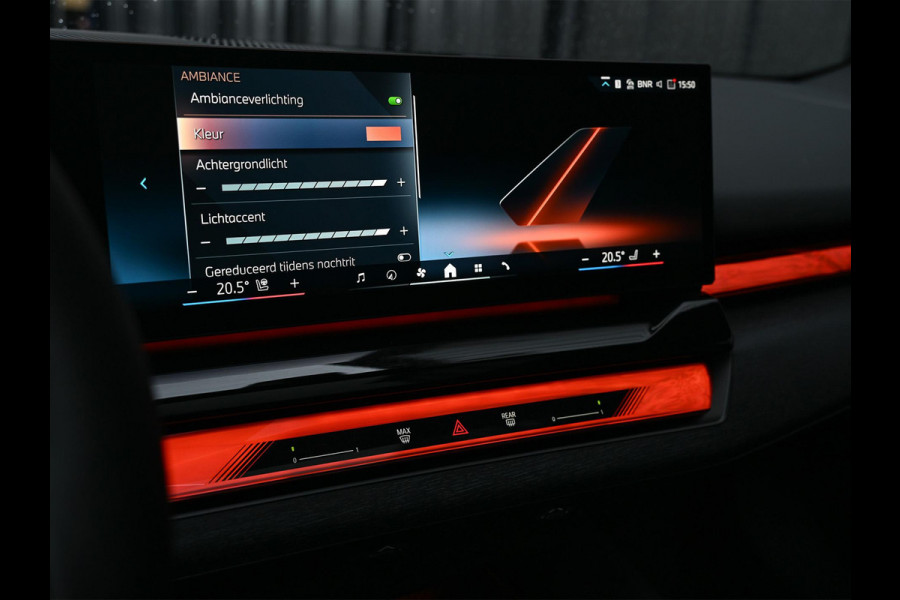 BMW 5 Serie Touring 530e xDrive | M-Sport Pro | Panoramadak | Harman Kardon audio | M-Sport Suspension | Adaptive Led | Driving Assistant Plus | Ambient Light | Iconic glow grille | M-Sport Brake Red | Shadowline Lights